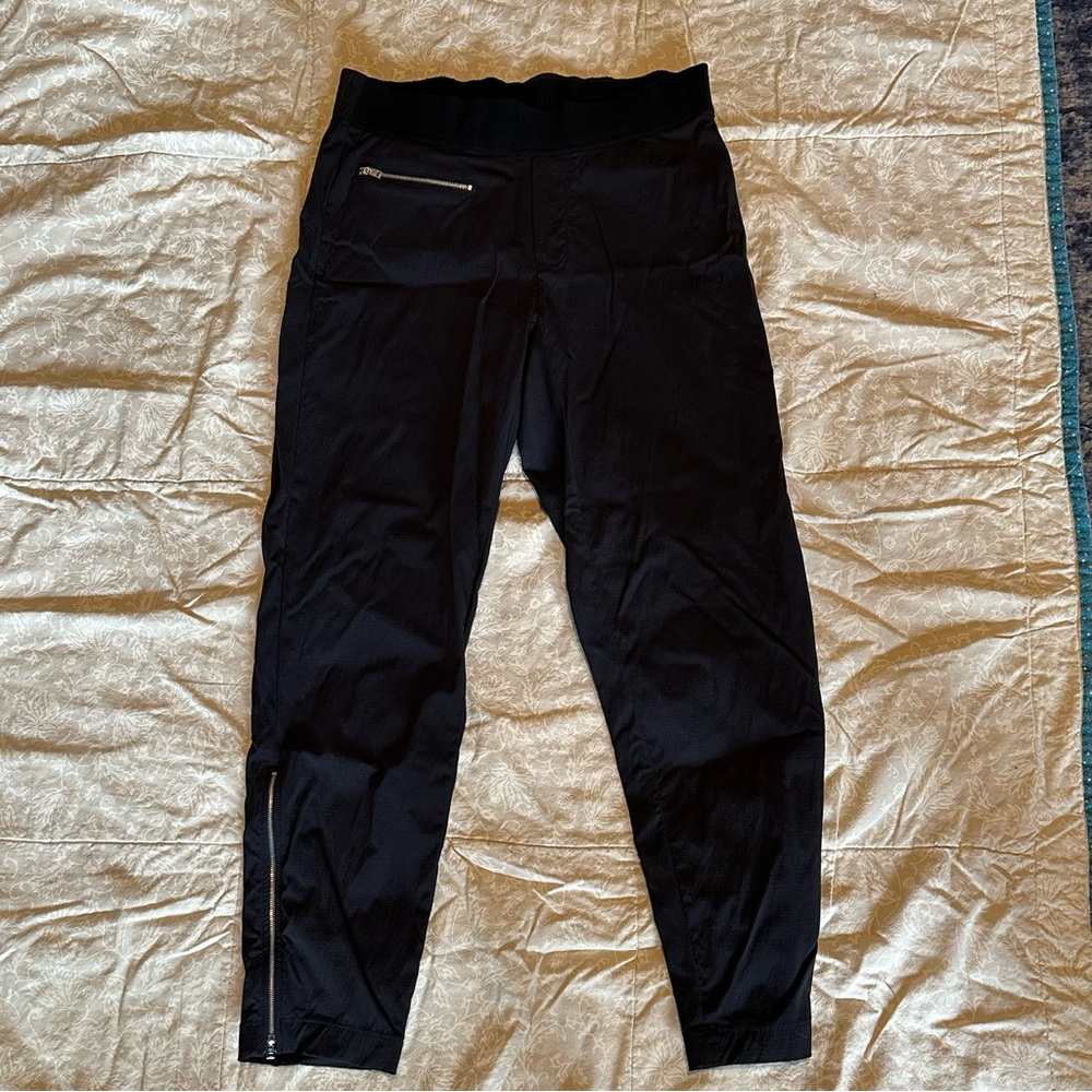 Black Athleta Jogger Pants with Zipper Pocket